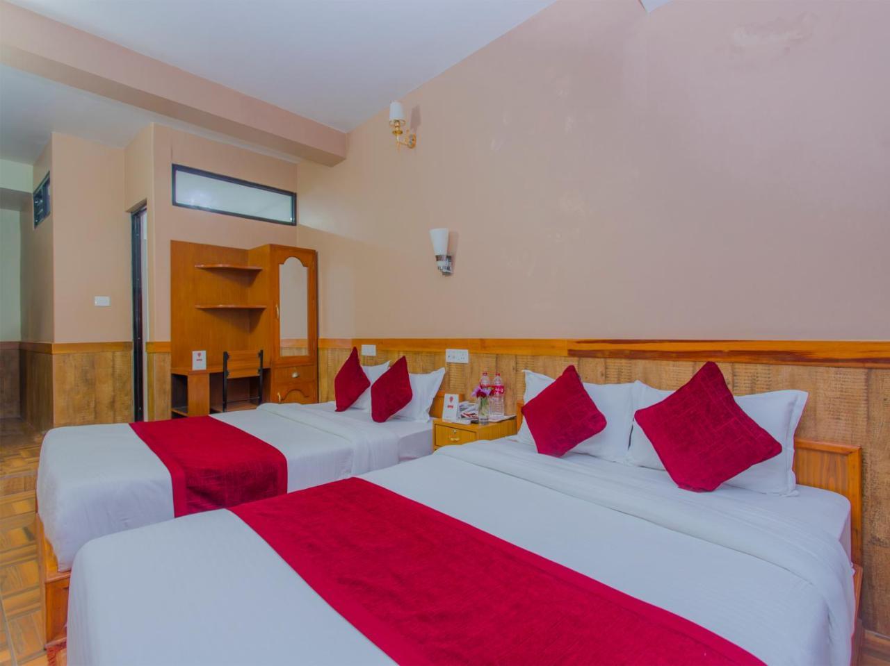 แกรนด์ ศิวาลัย โฮเต็ล แอนด์ เรสโตร Hotel โพคารา ภายนอก รูปภาพ